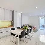 アパート Serenity Terrace リスボン